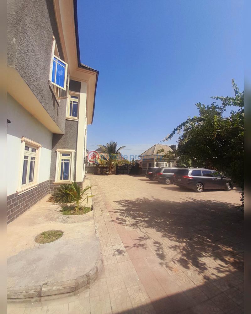 3 bedroom Block Of Flats For Rent Lugbe 1 Extension, Airport Road, Before River Park Estate And Dunamis Church Lugbe Abuja Phase 4  - 7