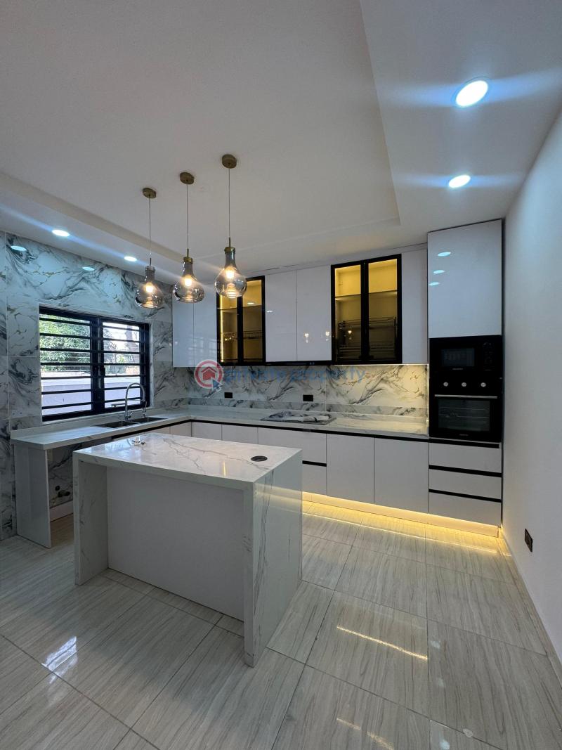 3 bedroom Maisonette For Sale Lekki Phase 1 Lagos - 3