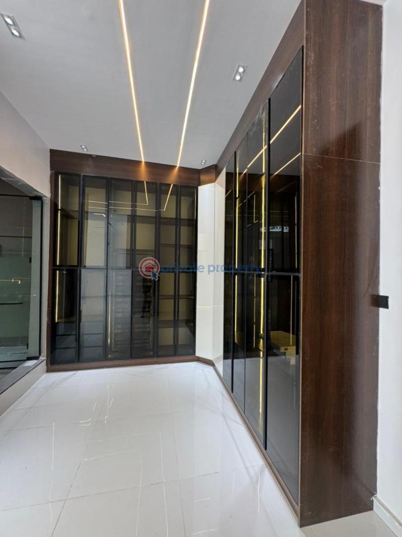 5 bedroom Detached Duplex For Sale Victoria Garden City Lekki Lagos - 9