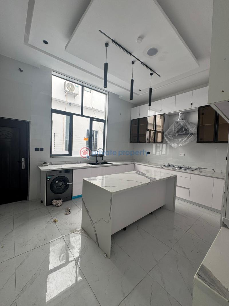 5 bedroom Detached Duplex For Sale Osapa Lekki Lagos - 3