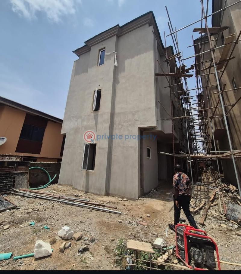 House For Sale At Atoyebi Courts, Basorun – Ibadan Oyo - 0