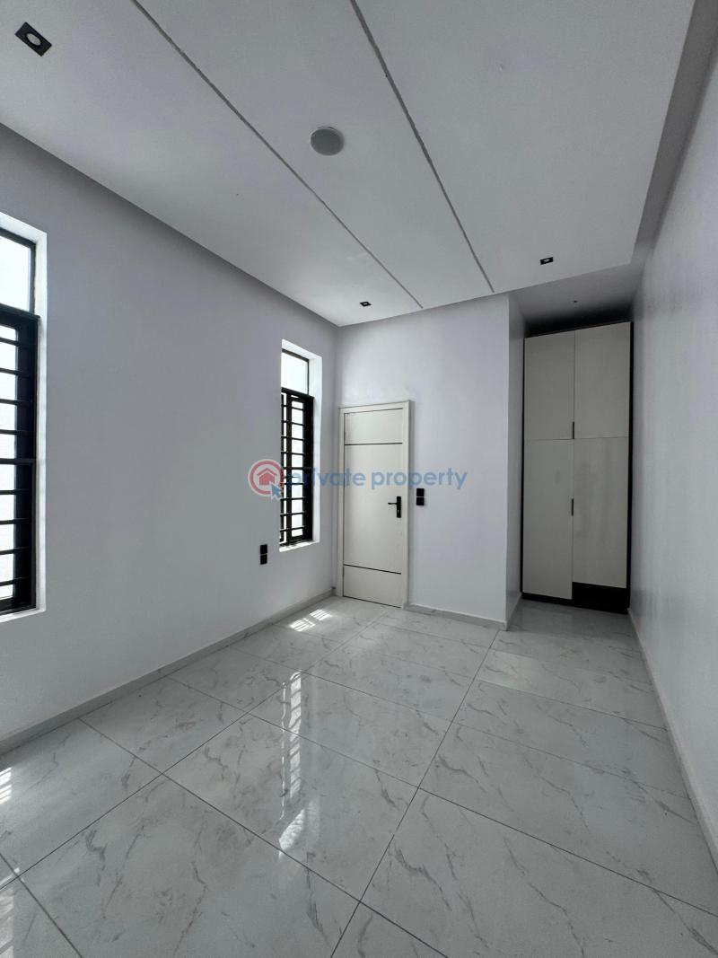 5 bedroom Detached Duplex For Sale Victoria Garden City Lekki Lagos - 8