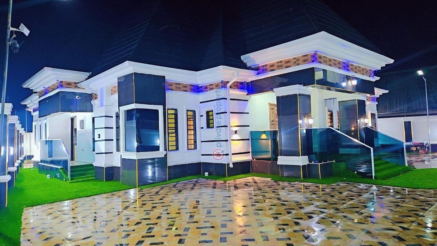 5 bedroom Bungalow For Sale Umuguma By Susan Chris School, Owerri West Lga. Owerri Imo - 0