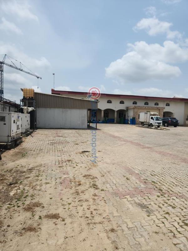 A large open building with a large hall - 6 5 bedroom Event Hall For Sale Expressway Ogudu Road Ojota Lagos - 6