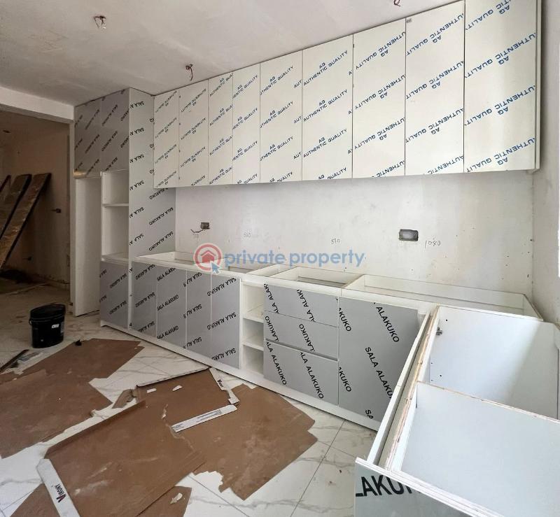 1 bedroom Flat & Apartment For Sale Lekki Phase 1 Lagos - 5