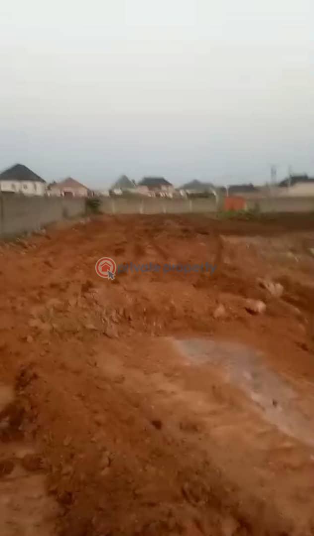 Land For Sale Jakande Gate/transformer Bus Stop Ejigbo Lagos - 0