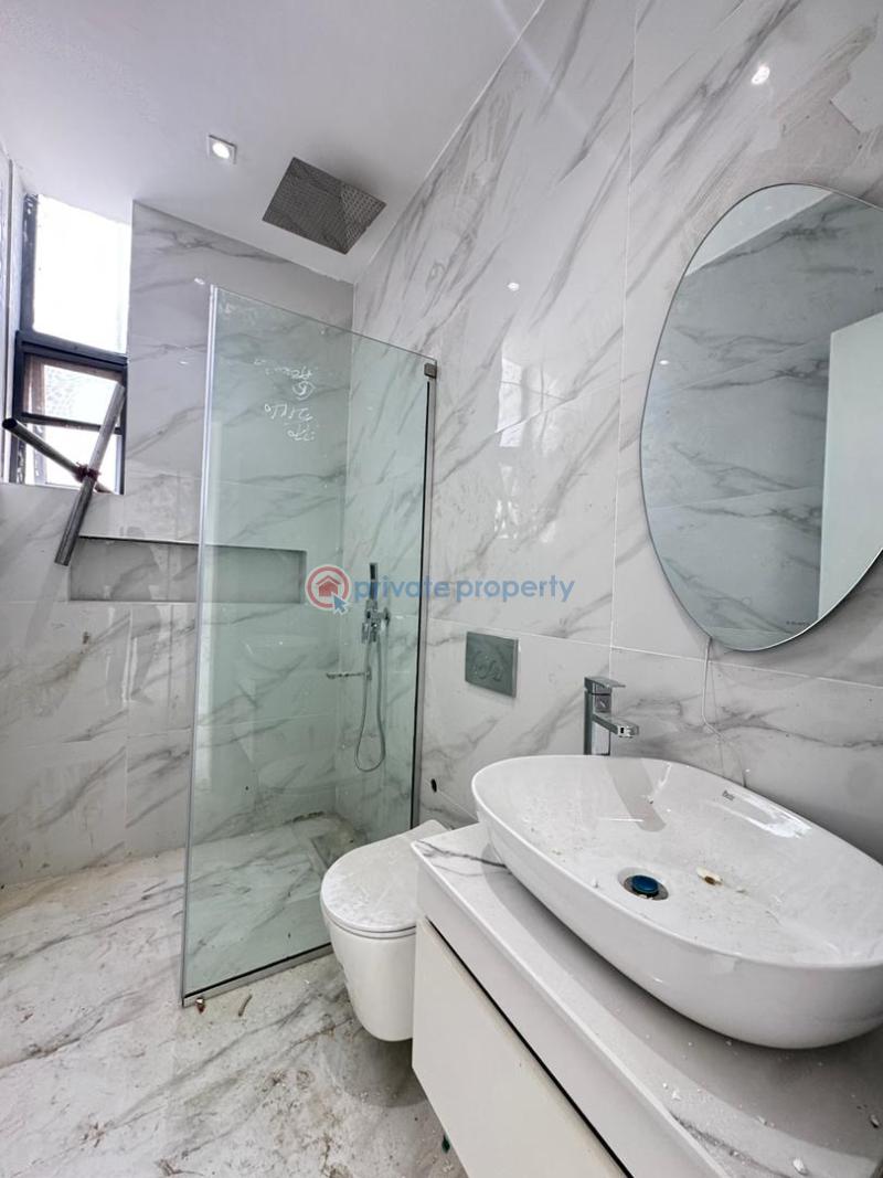 2 bedroom Flat & Apartment For Sale Lekki Phase 1 Right Side Lekki Phase 1 Lagos - 3