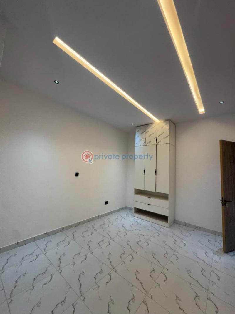 1 bedroom Flat & Apartment For Sale Lekki Phase 1 Lagos - 4