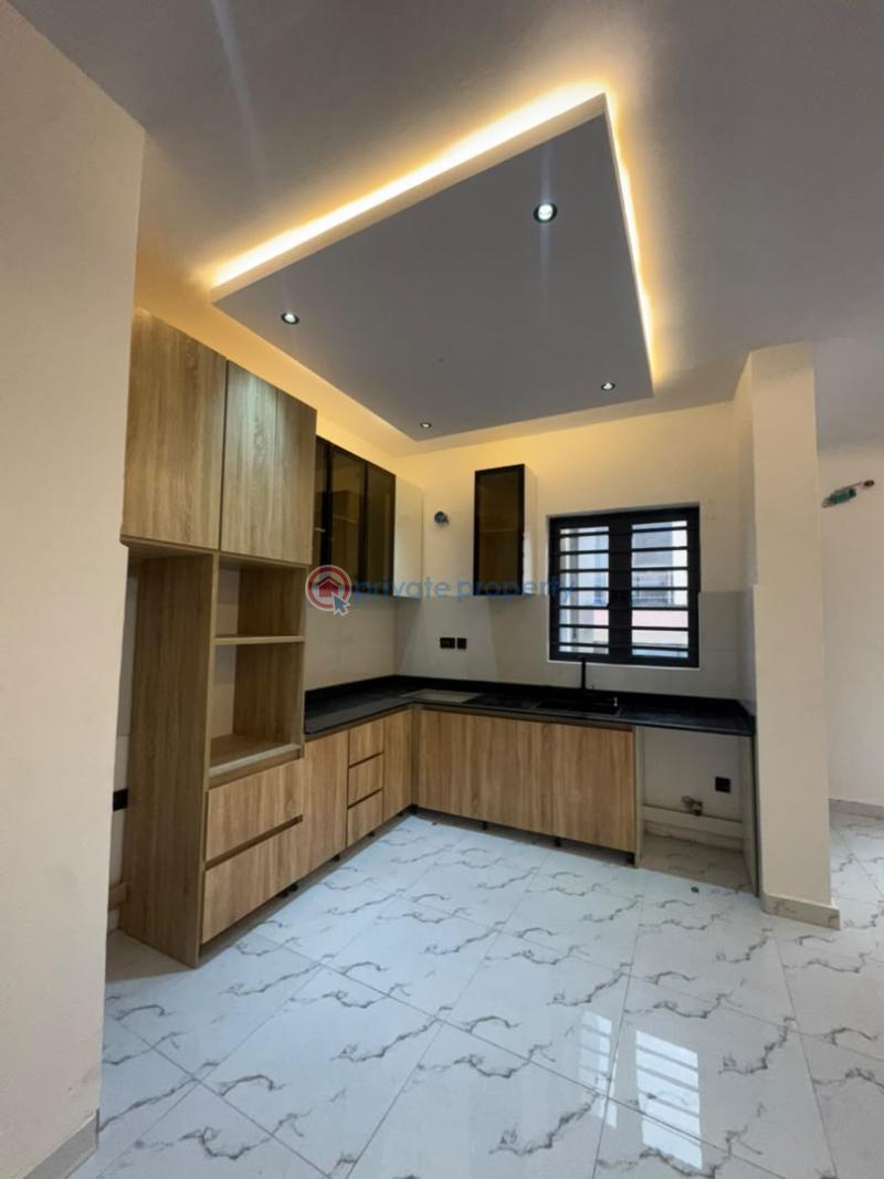 1 bedroom Flat & Apartment For Sale Lekki Phase 1 Lagos - 3