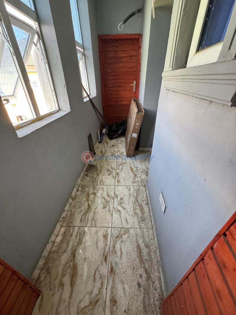 2 bedroom Flat & Apartment For Sale Abraham Adesanya Ajah Lagos - 10