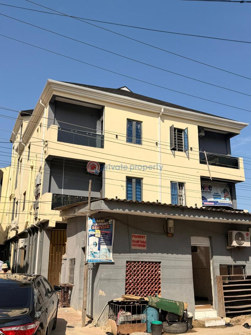 1 bedroom Mini Flat For Sale Alagomeji, Yaba Alagomeji Yaba Lagos - 7