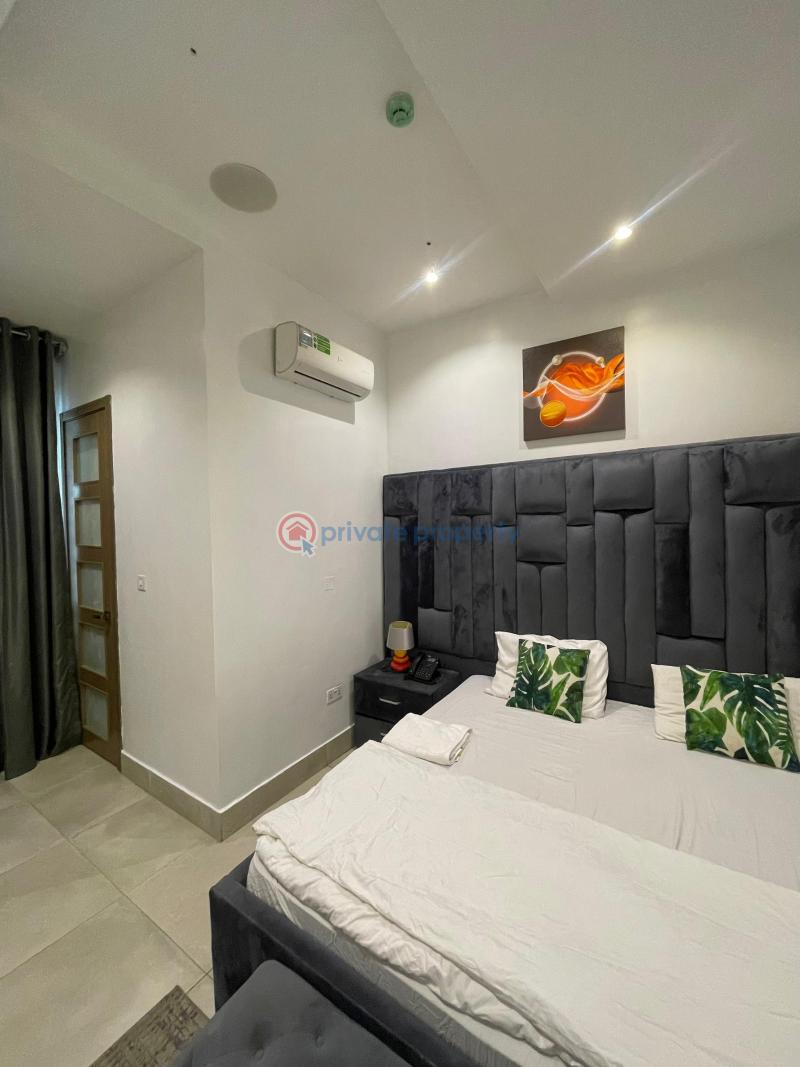 1 bedroom apartment - 6 1 bedroom Block Of Flats Short let Lekki Phase 1 Lagos - 6