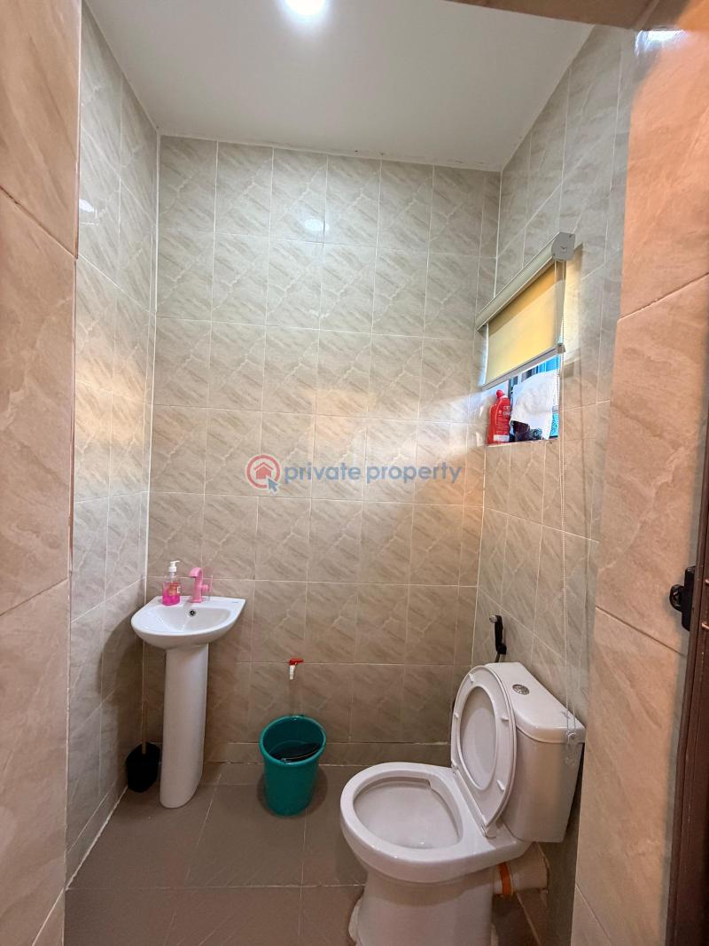 1 bedroom Mini Flat For Sale Alagomeji, Yaba Alagomeji Yaba Lagos - 3