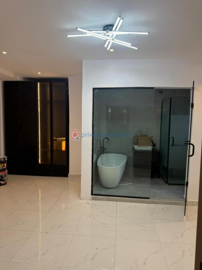 1 bedroom Block Of Flats For Sale Along Lekki Expressway Lagos - 16