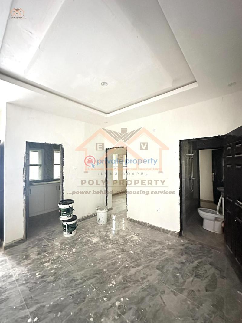 House For Sale Atoyebi Courts, Basorun Ibadan Oyo - 2