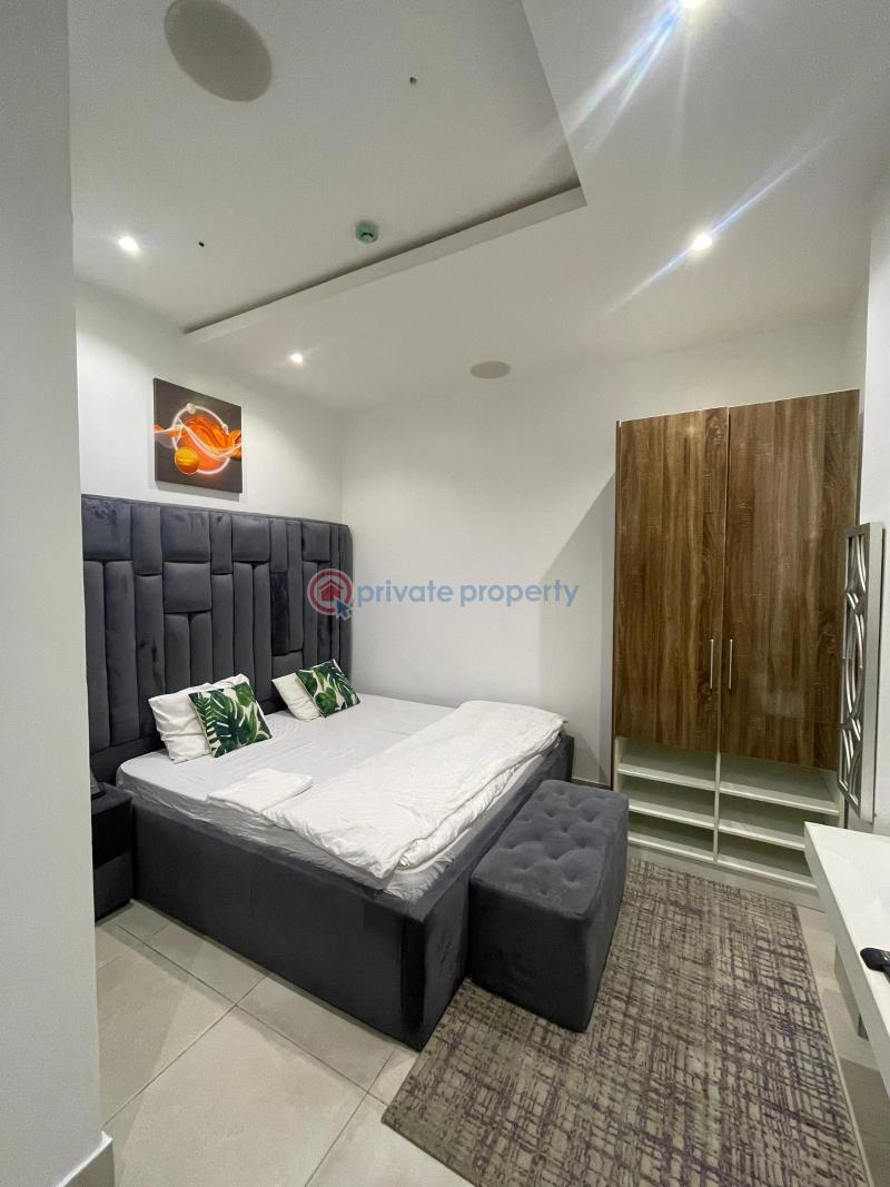 1 bedroom apartment - 7 1 bedroom Block Of Flats Short let Lekki Phase 1 Lagos - 7