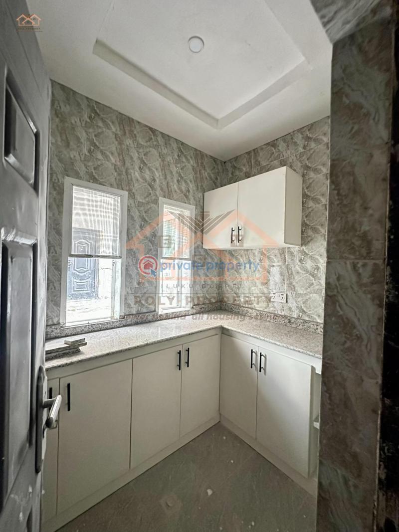 House For Sale Atoyebi Courts, Basorun Ibadan Oyo - 4