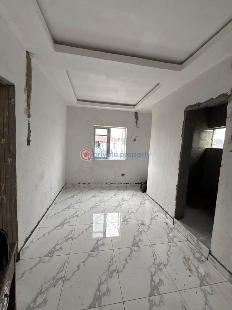1 bedroom Mini Flat For Sale Ilupeji Ilupeju Lagos - 1
