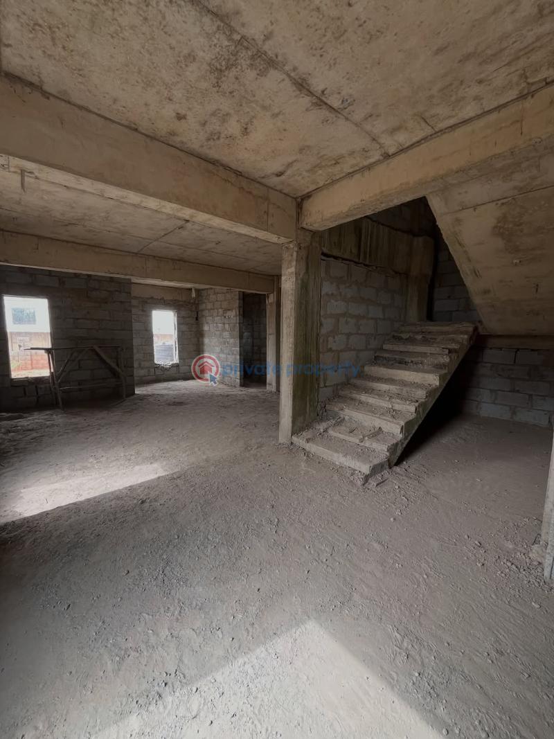 1 bedroom Block Of Flats For Sale Kaura Abuja Phase 2  - 4