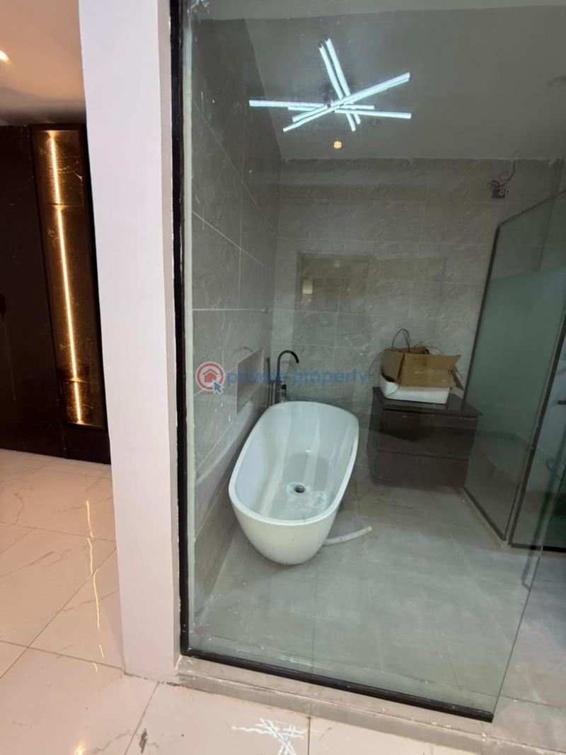 1 bedroom Block Of Flats For Sale Along Lekki Expressway Lagos - 8