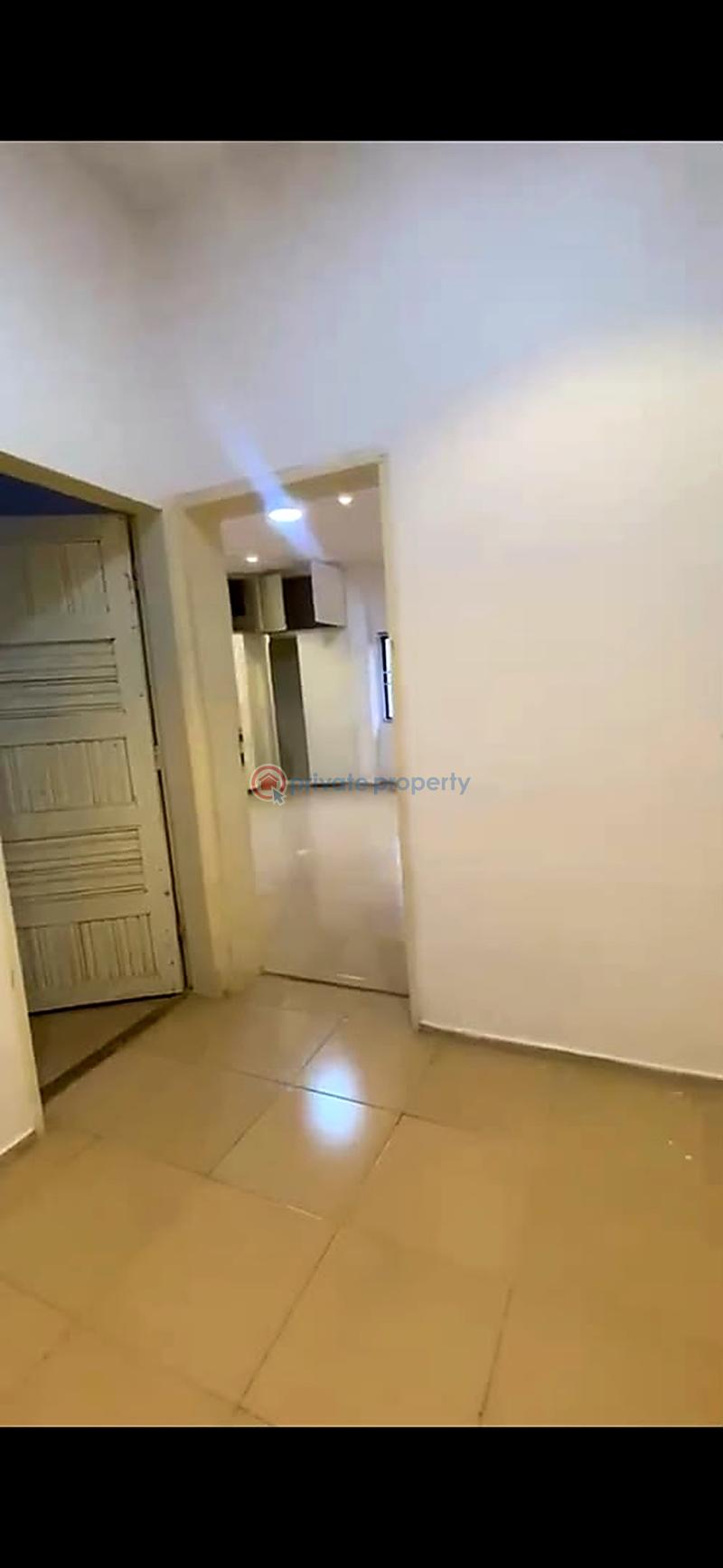 1 bedroom Self Contain For Rent Lekki Phase 1 Lagos - 4
