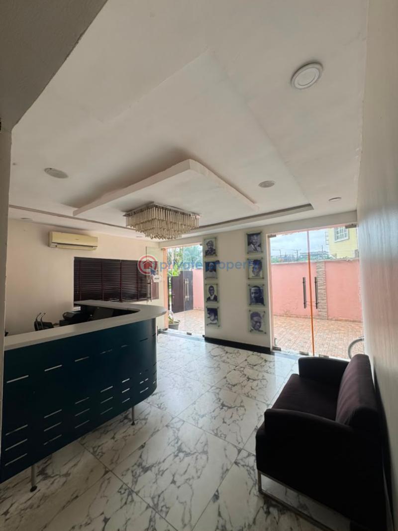 1 bedroom Flat & Apartment For Rent Lekki Phase 1 Lagos - 4