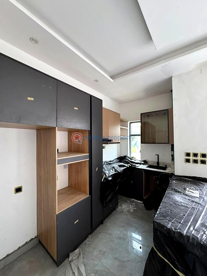 1 bedroom Flat & Apartment For Sale Lekki Phase 1 Lagos - 1