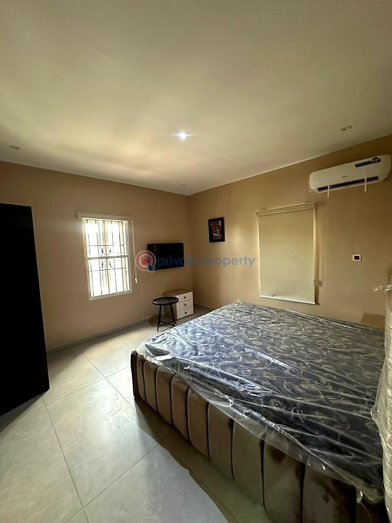 1 bedroom Flat & Apartment For Rent Lekki Phase 1 Lagos - 4
