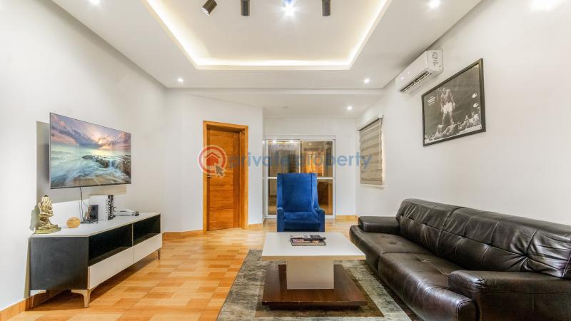 1 bedroom apartment - 12 Mini Flat Short let 10/12 Tom Ogboi Way Lekki Phase 1 Lagos - 12