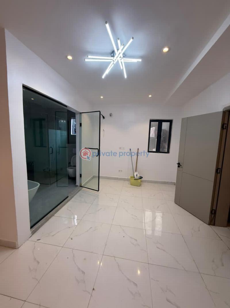 1 bedroom Block Of Flats For Sale Along Lekki Expressway Lagos - 15