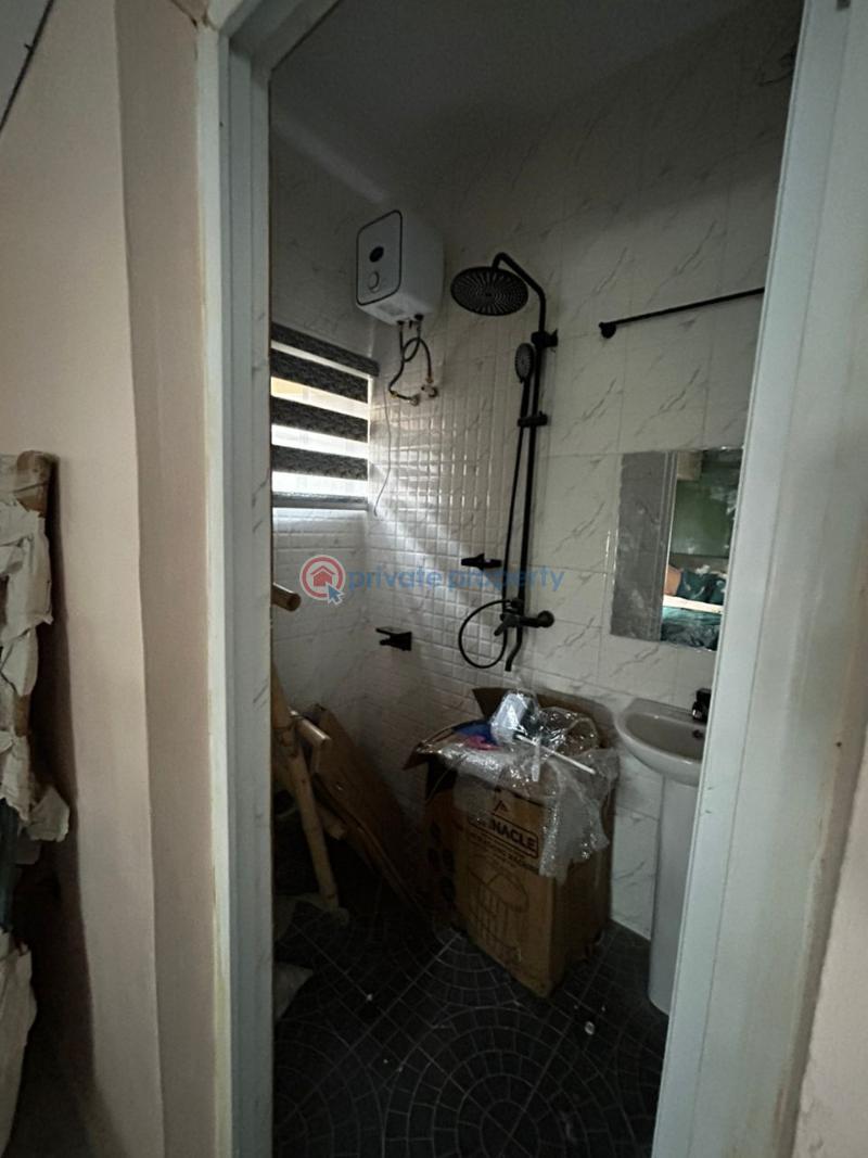 1 bedroom Studio Apartment For Sale Onike, Iwaya, Yaba Onike Yaba Lagos - 4