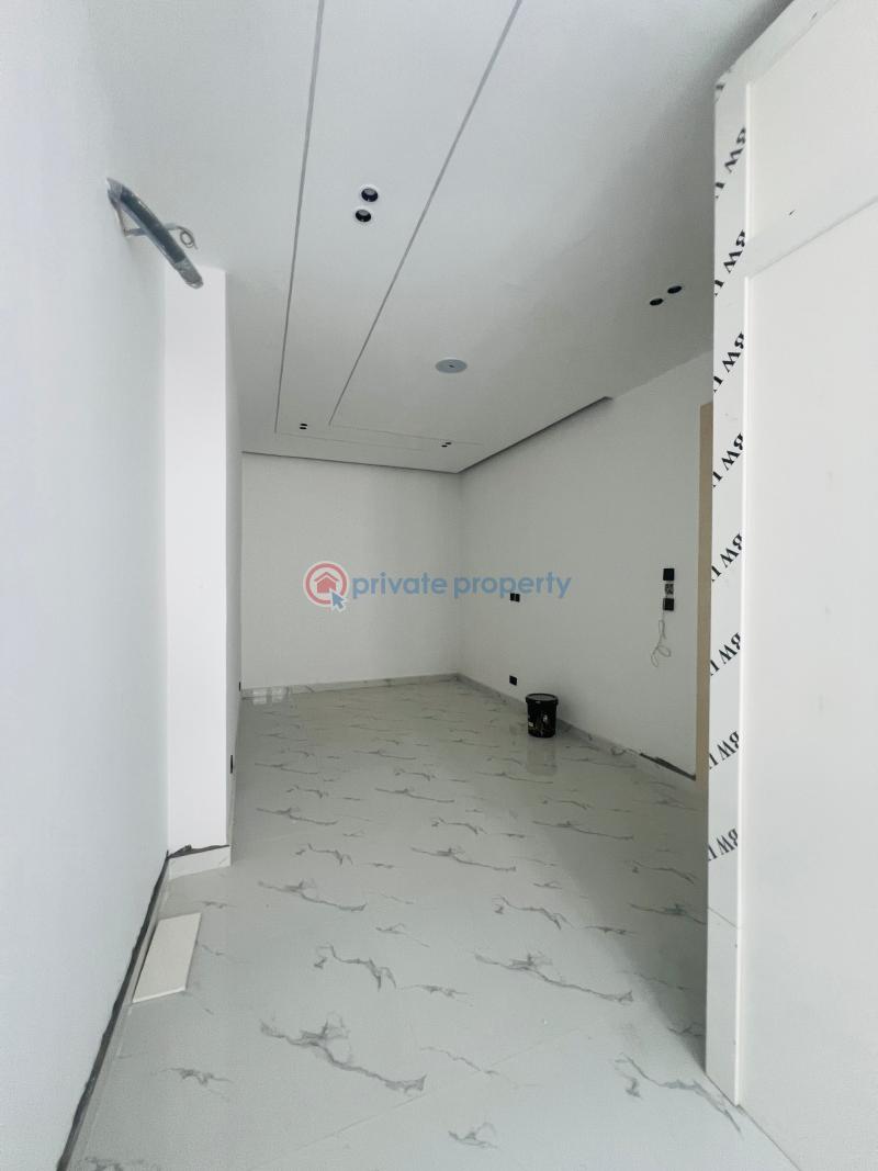 1 bedroom Flat & Apartment For Sale Behind Nike Art Gallery Lekki Phase 1 Lagos - 8