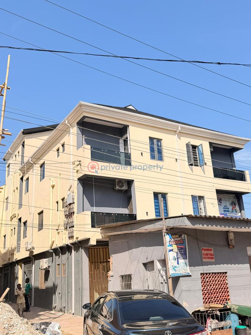 1 bedroom Mini Flat For Sale Alagomeji, Yaba Alagomeji Yaba Lagos - 11