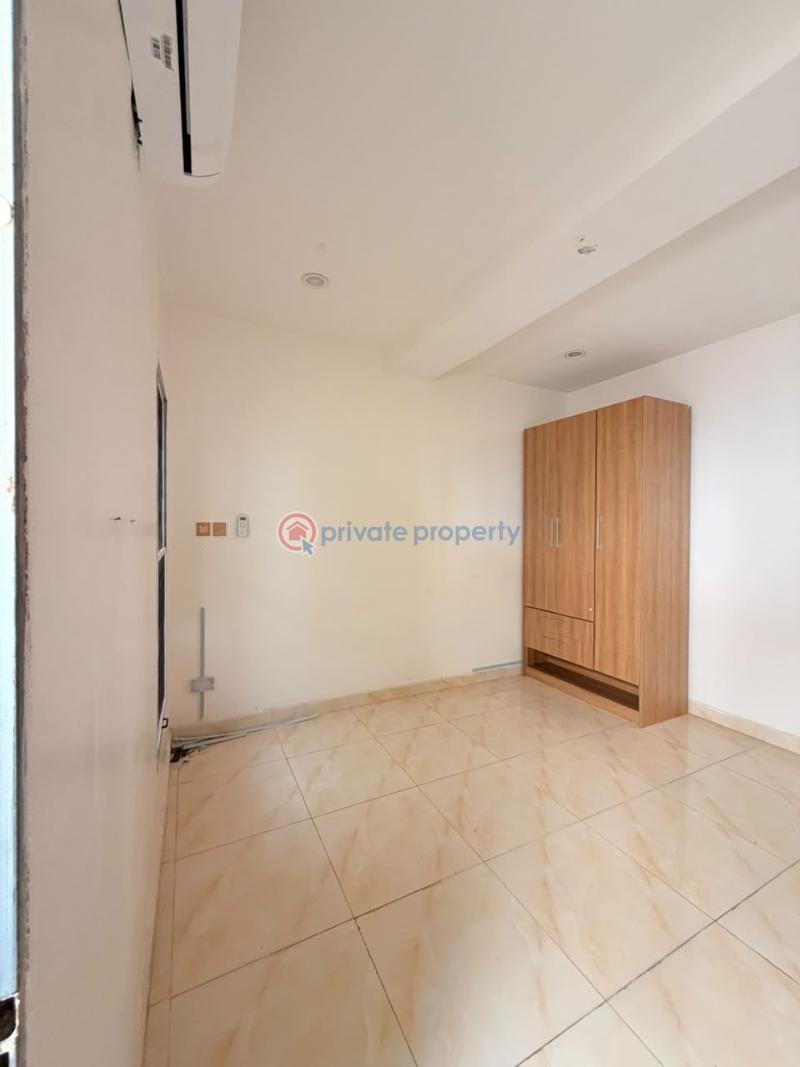 1 bedroom Flat & Apartment For Sale Gaduwa Abuja Phase 2  - 5