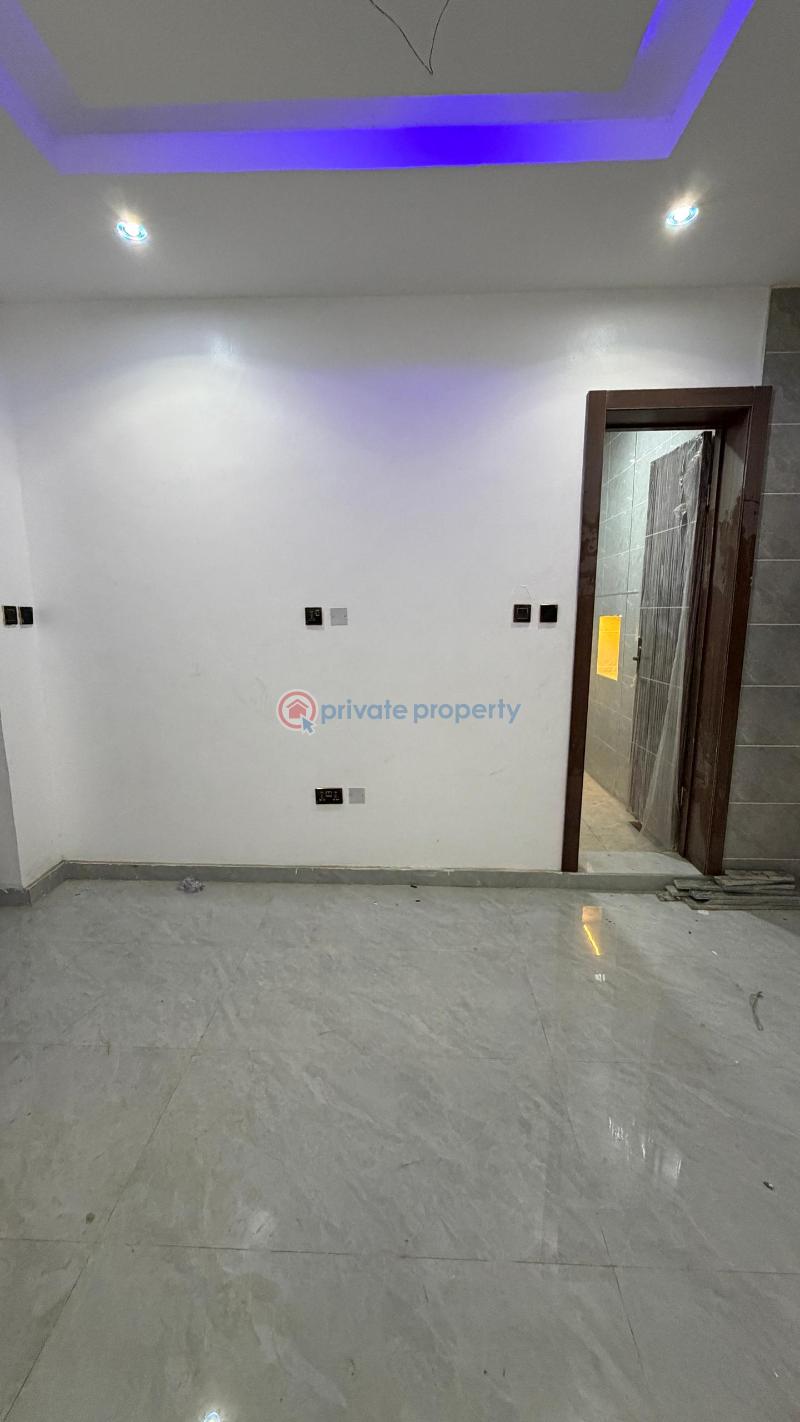 1 bedroom Studio Apartment For Sale Ikate, Surulere Surulere Lagos - 2