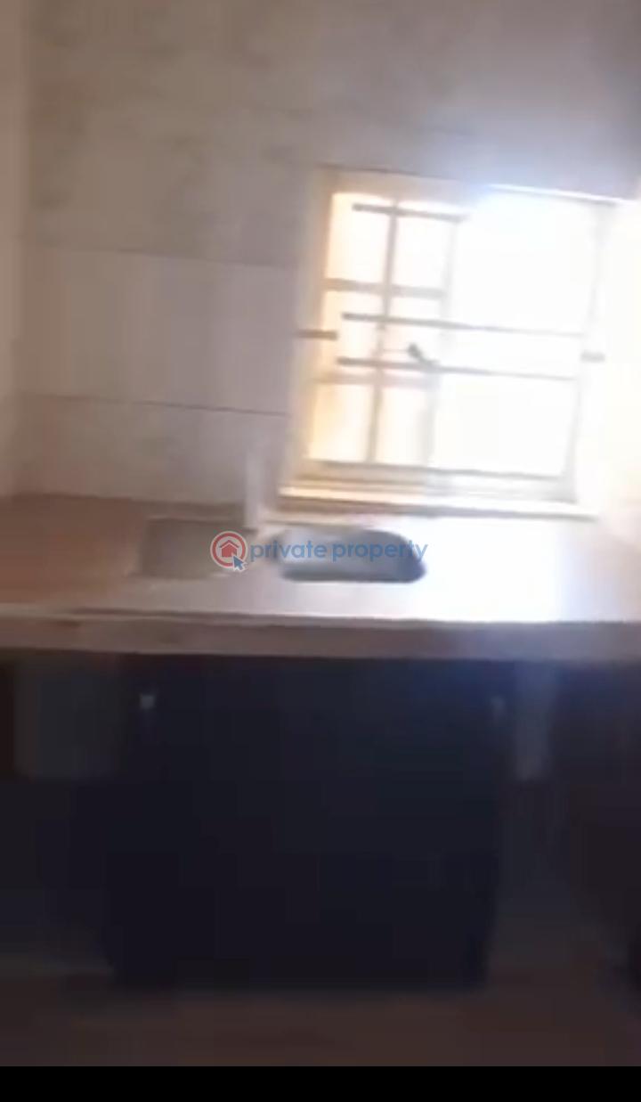 1 bedroom Block Of Flats For Rent Wuye Abuja Phase 2  - 3