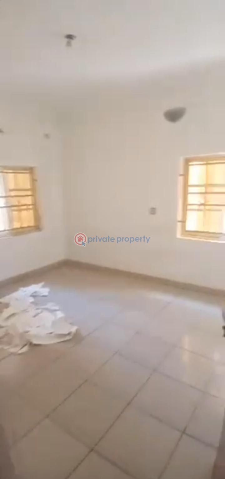 1 bedroom Block Of Flats For Rent Wuye Abuja Phase 2  - 2
