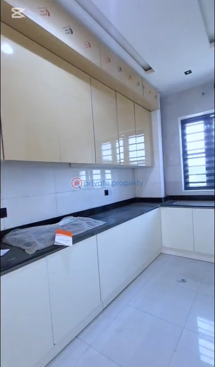 1 bedroom Mini Flat For Sale Harris Drive, Victoria Gardens City Victoria Garden City Lekki Lagos - 3
