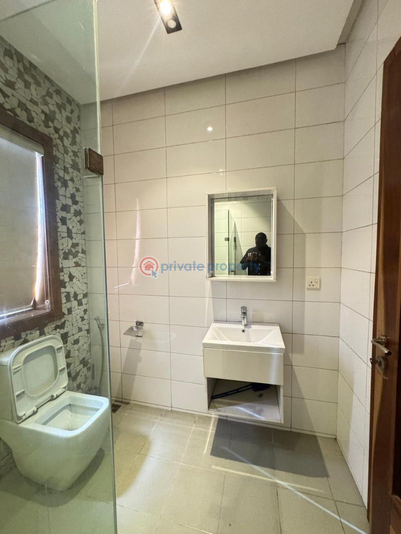 1-bedroom fully furnished apartment at lekki phase 1 - 4 1 bedroom Duplex For Rent Lekki Phase 1 Lagos - 4