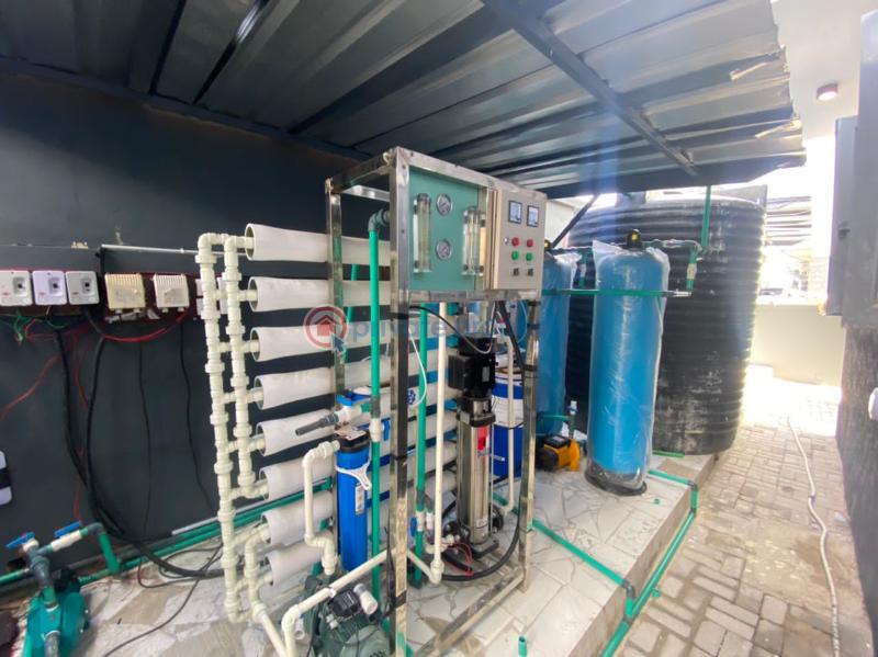 1 bedroom Block Of Flats For Sale Before Chevron, Lekki Ologolo Lekki Lagos - 15