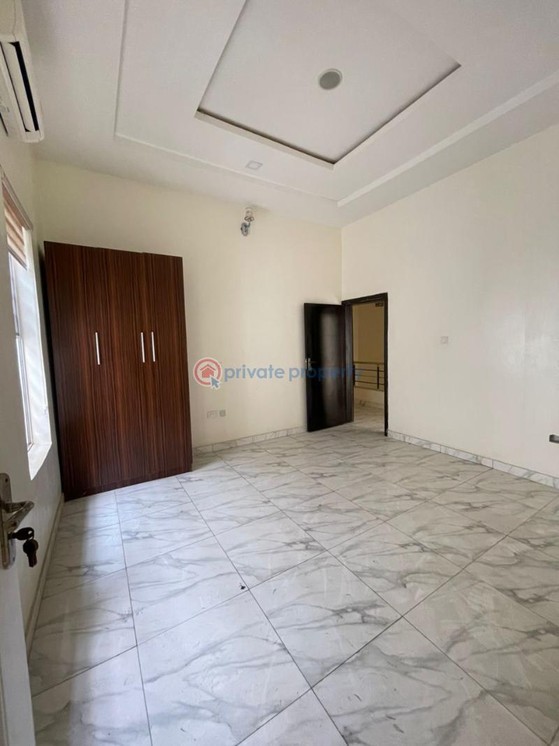 1 bedroom Mini Flat For Rent Millennium Estate,off Admiralty Way,lekki Phase 1 Lekki Phase 1 Lagos - 2