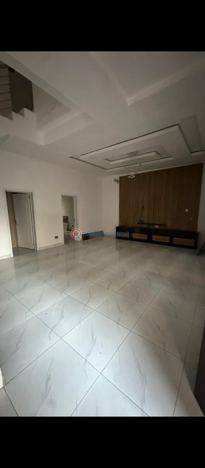 1 bedroom Mini Flat For Rent Thomas Estate Ajah Lagos - 2
