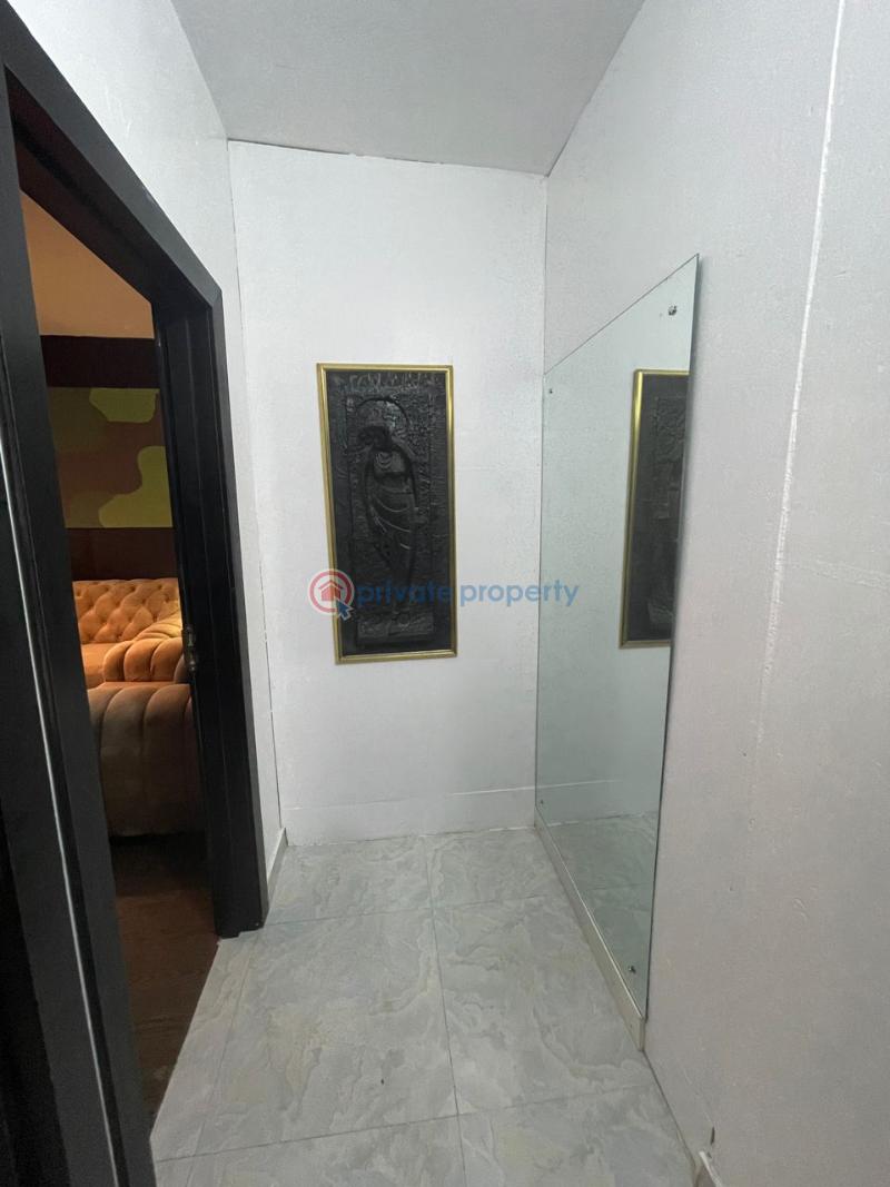 1 bedroom Flat & Apartment Short let Dolphin Estate Ikoyi Lagos - 2