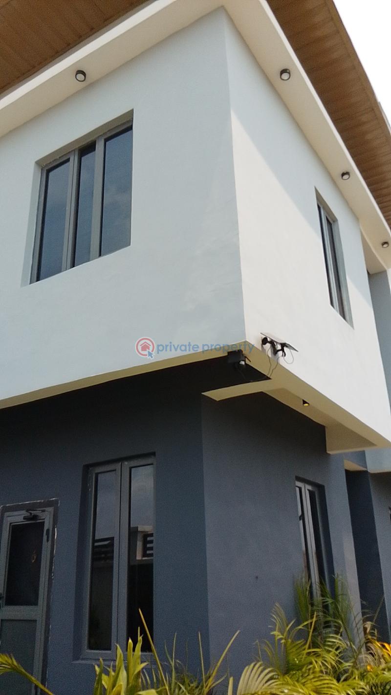 1 bedroom Studio Apartment For Sale Five Minutes Drive Away From Shoprite Sangotedo Ajah Lagos - 4