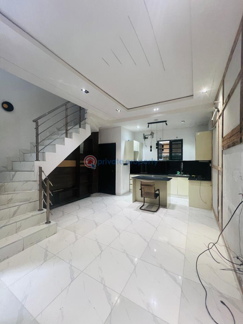 1 bedroom Terrace For Rent Off Admiralty Way Lekki Phase 1 Lagos - 2