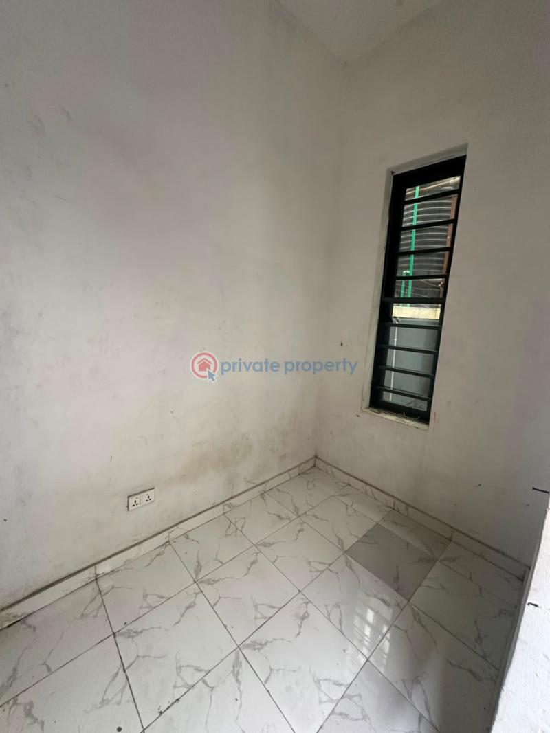 Room or Boys Quarter For Rent Ocean Harbor Estate Orchid Lekki Lagos - 4