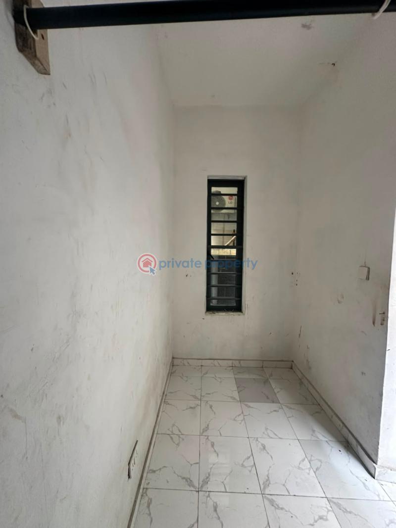 Room or Boys Quarter For Rent Ocean Harbor Estate Orchid Lekki Lagos - 5