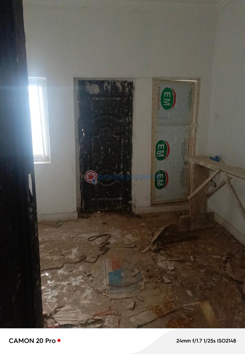 Block Of Flats For Sale Futo/obinze Road Off Futo Junction Ph Road Owerri Imo - 3