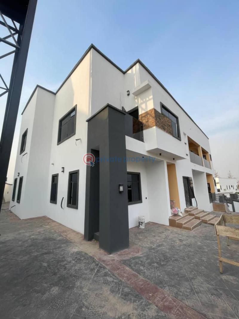 Flat & Apartment For Rent Carlton Gate Estate, Beside Kolapo Ishola Gra, Ibadan Ibadan Oyo - 0