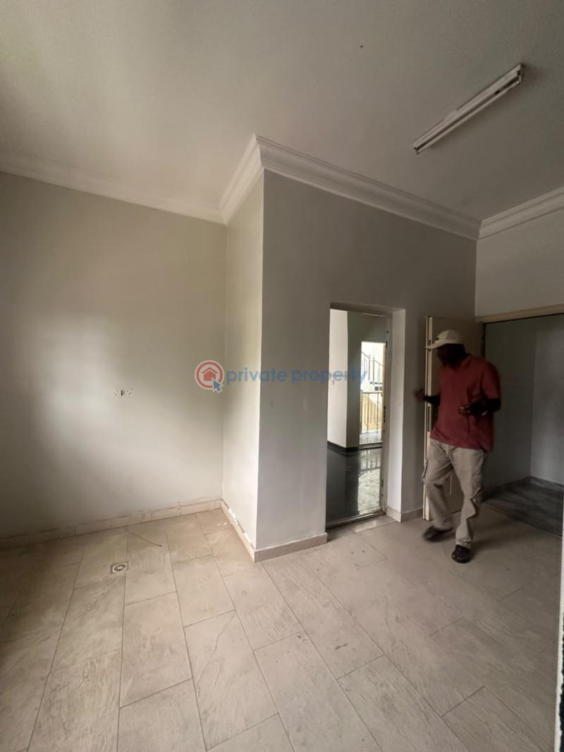 10 bedroom Detached Duplex For Sale Jabi Abuja Phase 2  - 4